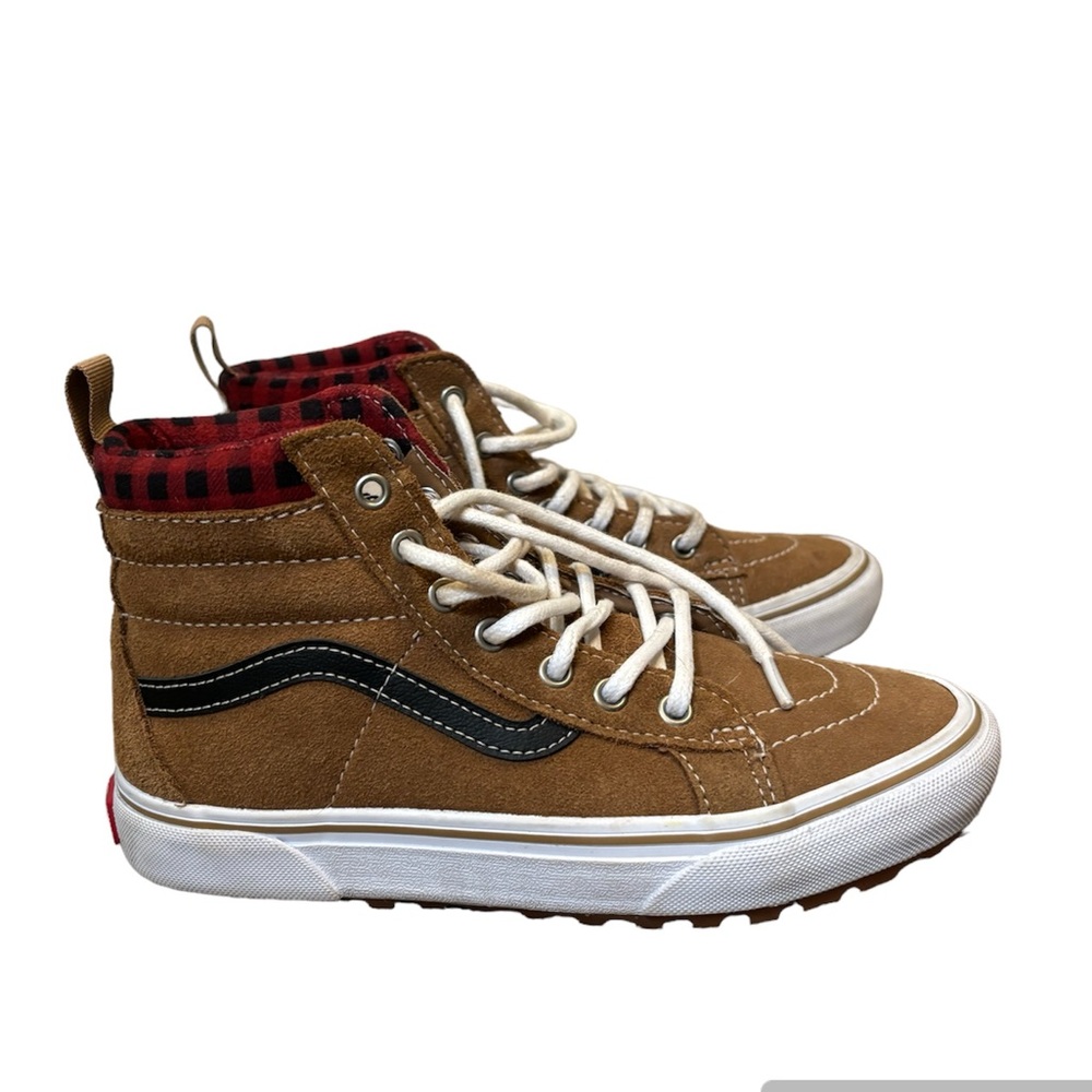 Boys vans buffalo plaid high top waterproof boots size 3